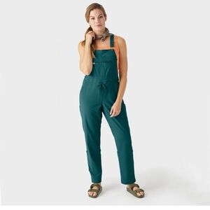 Duluth trading Co armachillo overalls medium